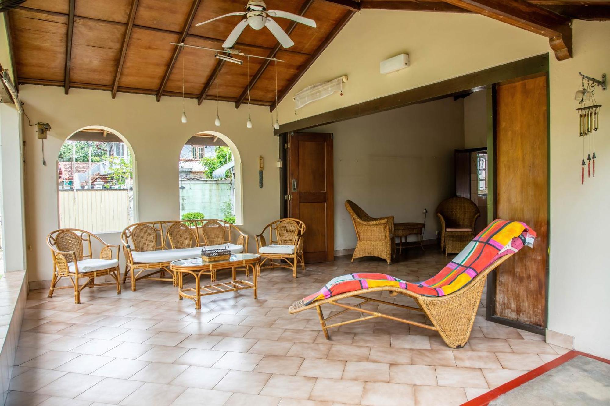 Fuchs Villas Negombo Exterior photo
